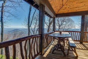 Dining with a gorgeous view