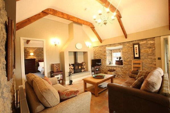 The Dairy Cottage - 4 Star approved - lounge