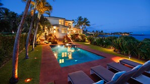 Sandy Beach House - Private Oceanfront Pool Spa & Beach - Parrish Kauai