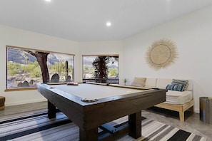 Spielezimmer