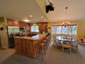Large counter with breakfast bar