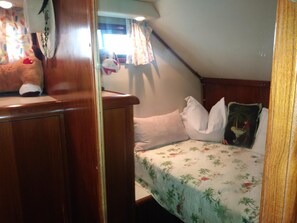 mid stateroom