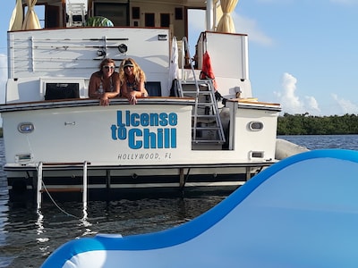 The Real Liveaboard Experience. Cruise Included