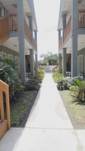 Central walkway