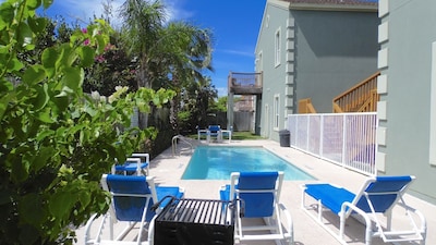 Ground Floor, Pet Friendly & Steps from the Beach!