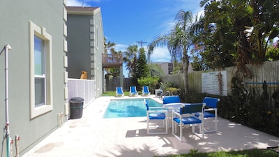 Ground Floor, Pet Friendly & Steps from the Beach!