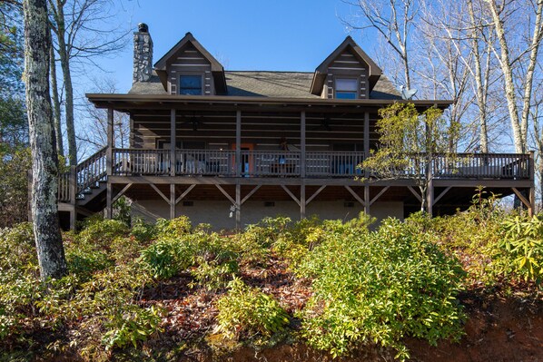 Large Front Porch with Amazing Views