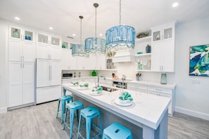 Modern Open-Concept Kitchen