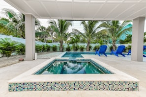 Private Pool Lounge Area