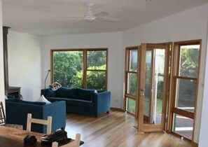 Living room 1