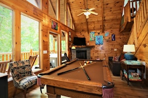 Spielezimmer