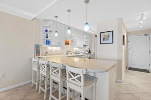 Kitchen Snack Bar