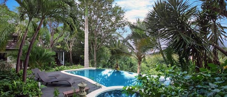 deep and shallow pool with sea views