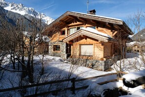 le chalet baigné de soleil