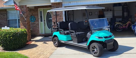 FREE  New six-setter golf cart. Electric lithium-ion battery.