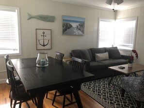 living, dining area 