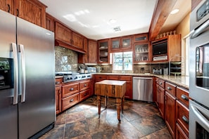 This is an unbelievable gourmet kitchen....cook in it and enjoy!