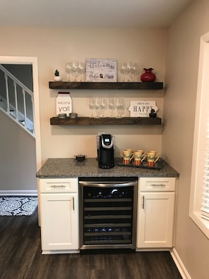Beverage center