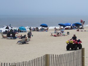 Friendly Beach Goers!