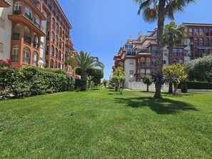 Large Garden Area