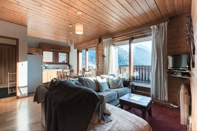 4 bedroom Apartment In Morzine, Portes Du Soleil, French Alps 