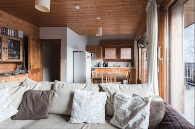 4 bedroom Apartment In Morzine, Portes Du Soleil, French Alps 