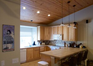 Bright Open Kitchen fully equipped for those that like to cook.