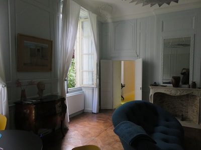 Tranquilo apartamento en el jardín, situado en el corazón de La Rochelle