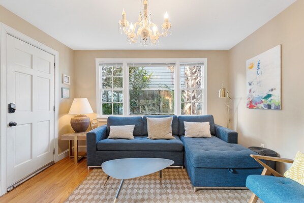 Living Room w/ Sofa Bed & 43" 4K TV 