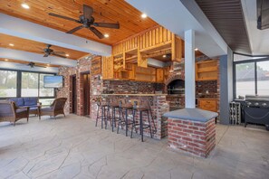Patio - Bar Seating
