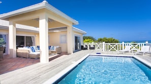Welcome to White Osprey Villa