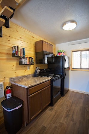 Full size microwave, refrigerator, oven & stovetop