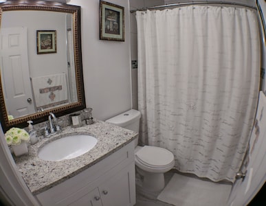 Downtown Sarasota Townhouse in Historic Center !!!