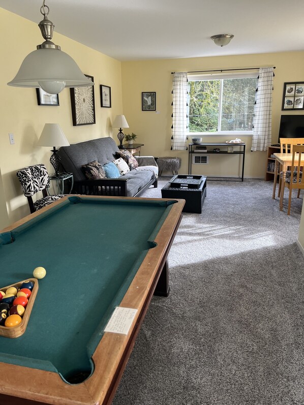 Spielezimmer