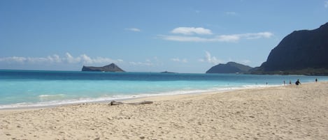 Another gorgeous view of pristine Waimanalo Beach.