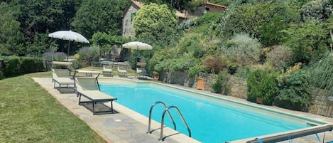 Private pool with Roman steps, sun loungers,parasols,just above our Olive grove.