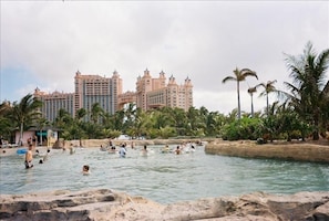 Enjoy all the Atlantis Resort Ameneties