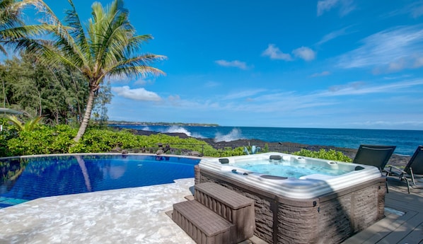 Relax and Enjoy this fabulous, private pool and spa!