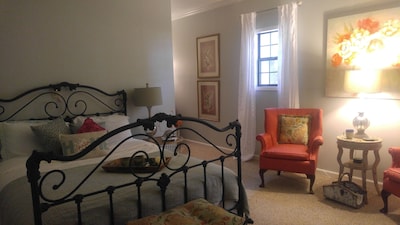 Serenity Country Cottage Guest Suite