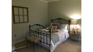 Queen size bed with comfy appointments