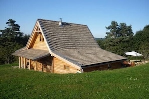 Chalet rear view with wood reserve