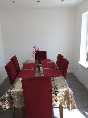 Dinning table