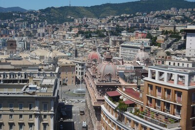 AD HOME - in the heart of Genoa - CITRA code: 010025-LT-0283