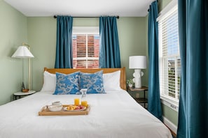 Sunset Suite Serenity: Rooftop Tranquility Awaits