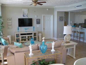 Living features a flat screen TV