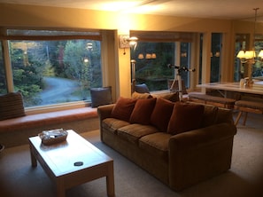 Living/Dining room