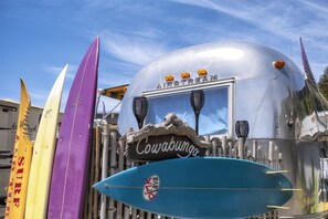 Cowabunga -  Surf detail abound