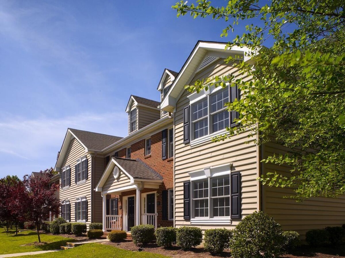 2BR/2 bath CLOSE to BUSCH GARDENS AND COLONIAL WILLIAMSBURG B unit