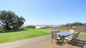 Pacific Views | Direct access to Culburra Beach | Amazing Views | Outdoor Entertaining Deck