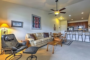 Living Room | Free WiFi